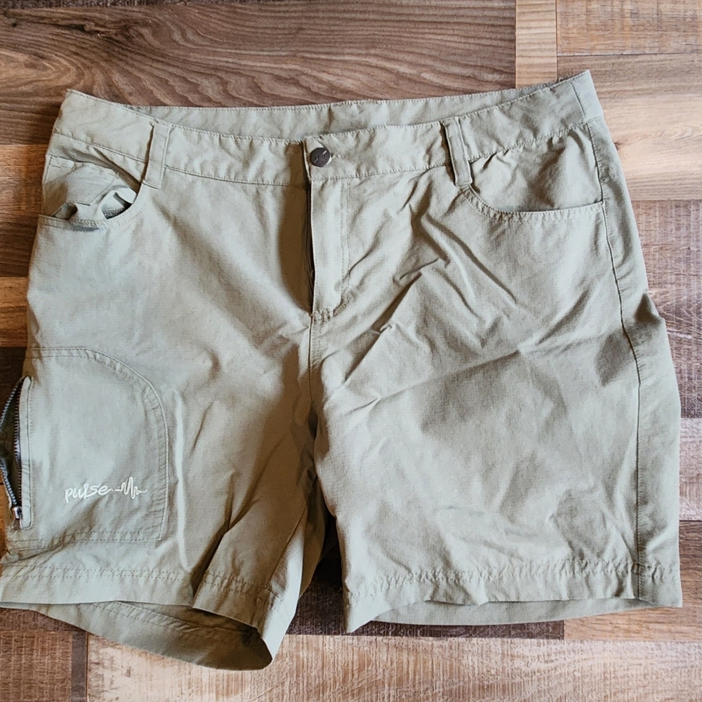 Pulse Shorts - Large